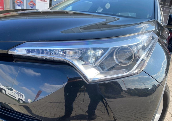 Toyota C-HR cena 74900 przebieg: 104889, rok produkcji 2018 z Kalisz małe 596